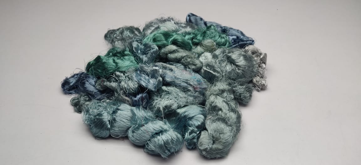 Banana viscose fiber in Grey for spinning and felting - silk-routeindia