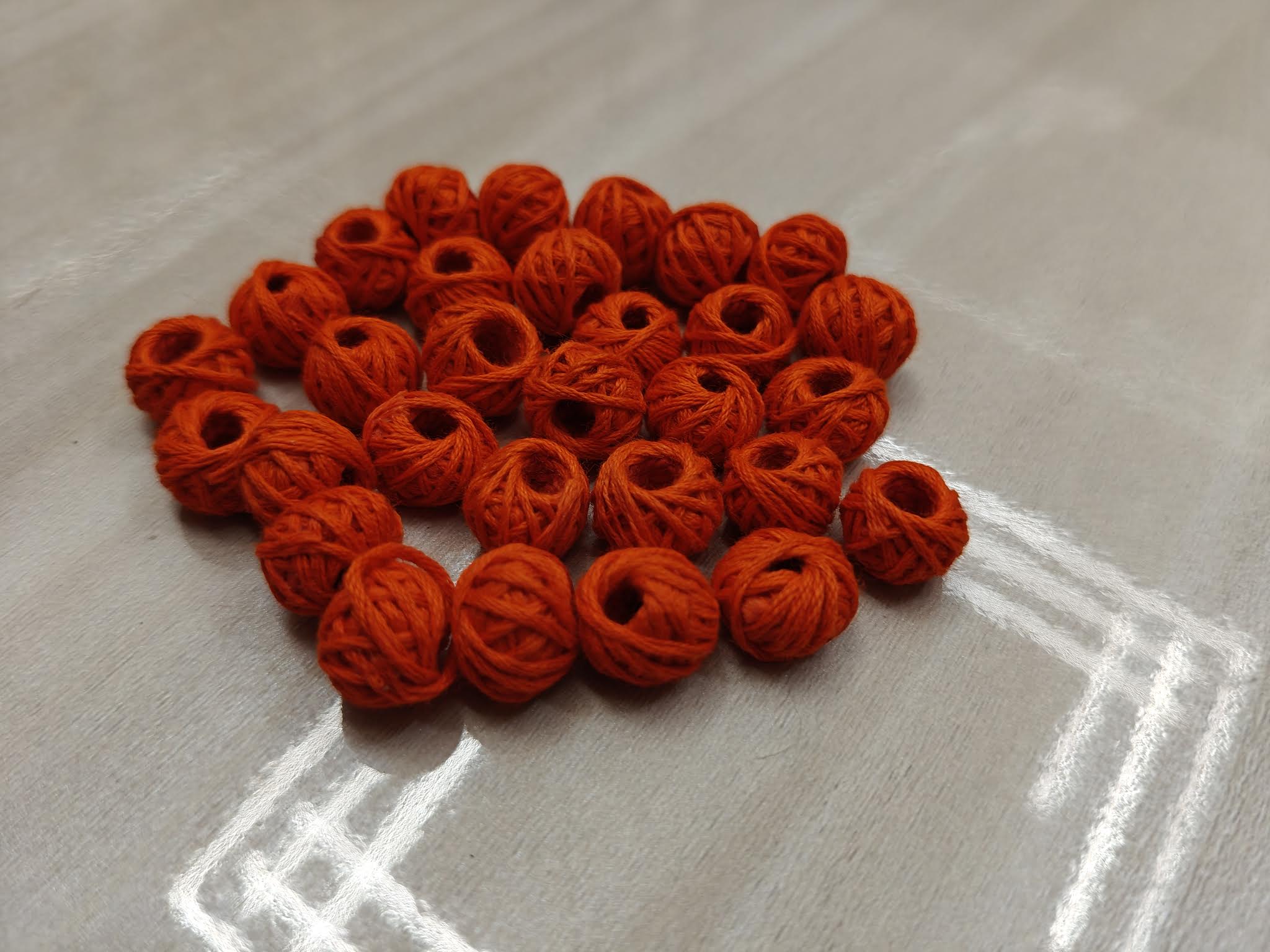 Cotton Thread Beads – Blood