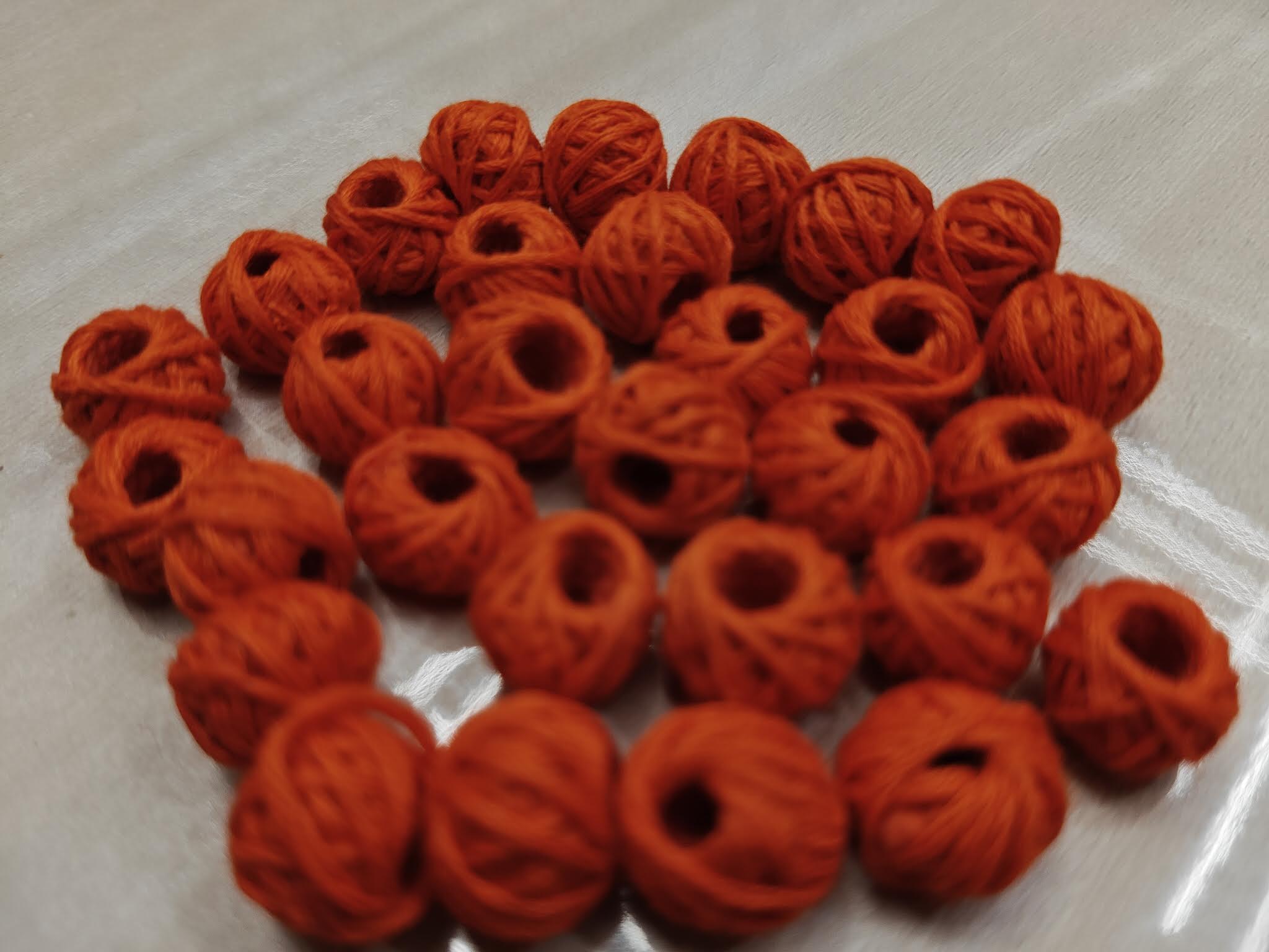 Cotton Thread Beads – Blood