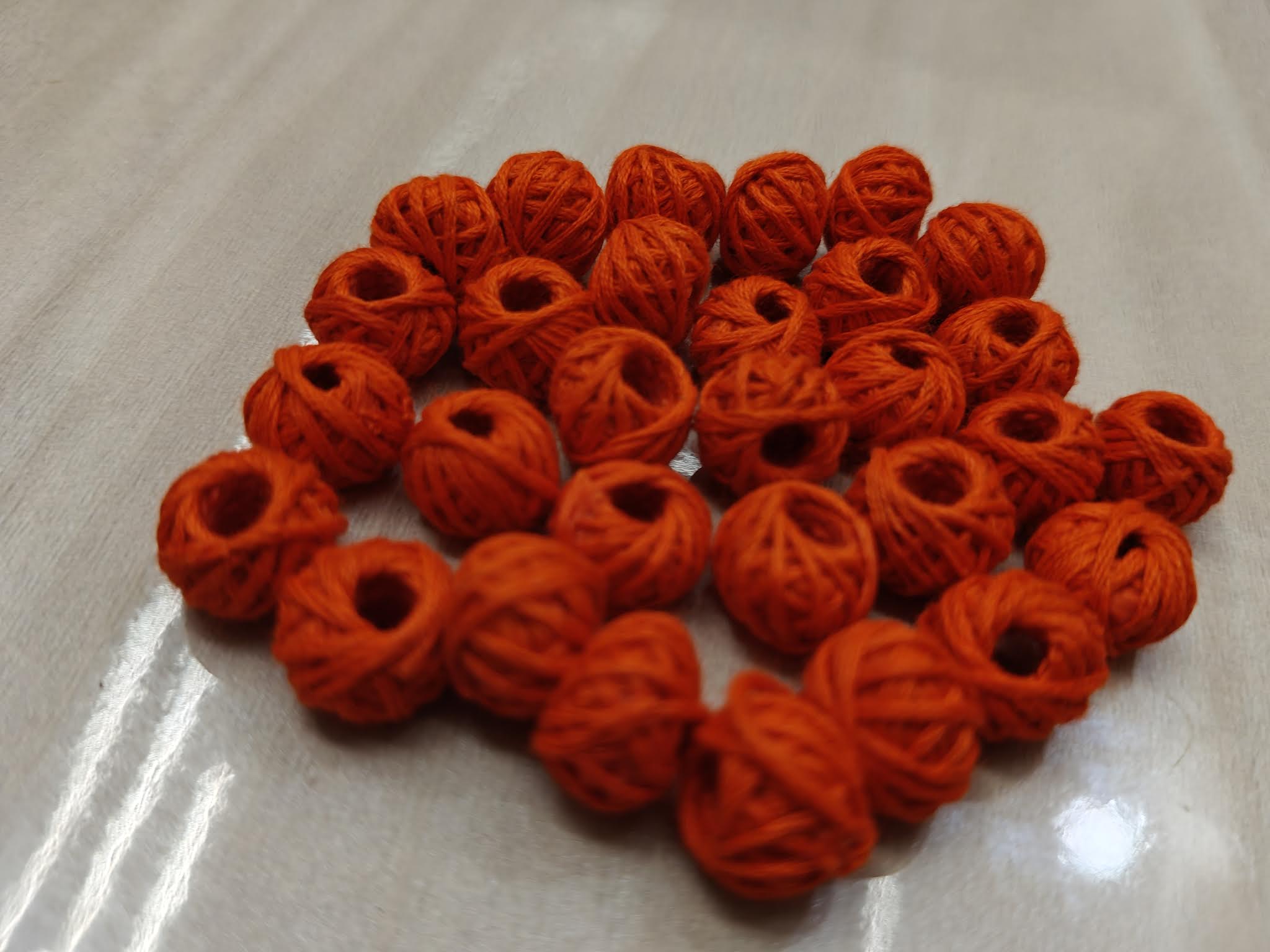 Cotton Thread Beads – Blood