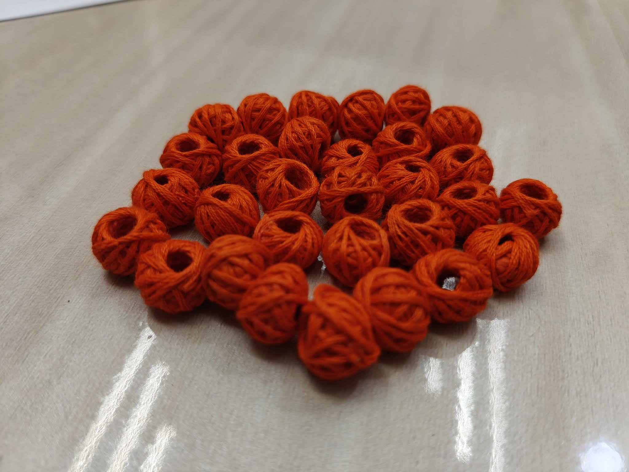 Cotton Thread Beads – Blood