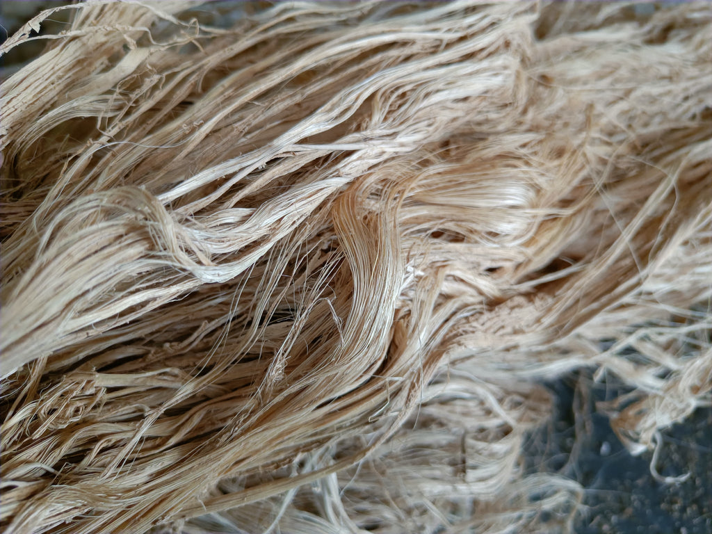 Banana viscose fiber in Natural for spinning and felting - silk-routeindia