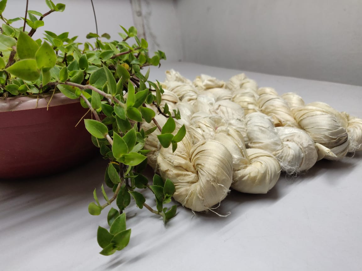 Recycled Sari Silk Ribbon White/Off White