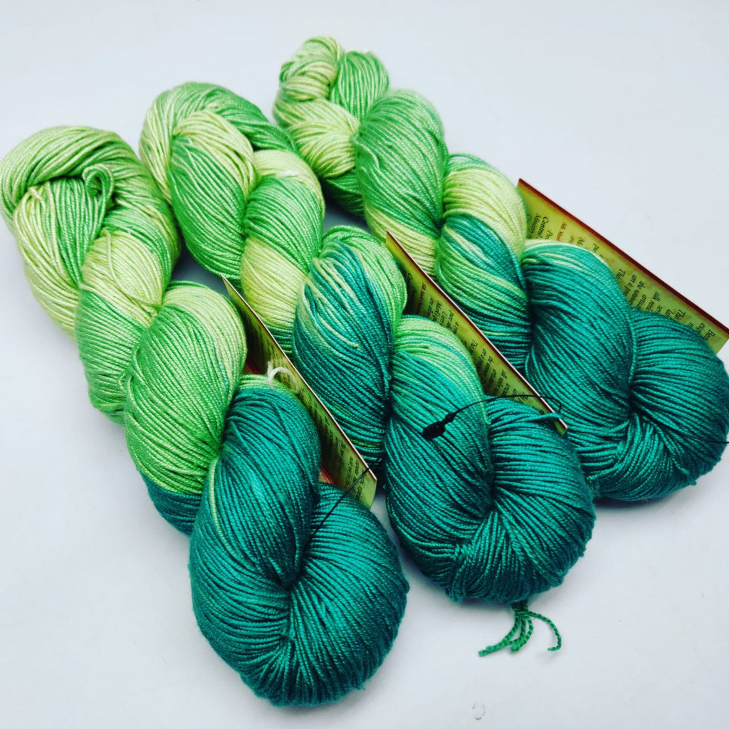 Mulberry Yarn 250M/100gr is a unique Silk Yarn ideal for Knitting. Alia Silk is very soft and shiny. It is Duke weight and is directly spun from the premium Mulberry Silk Tops. It is a yarn of Natural Protein Fiber. Mulberry Yarn 250M/100gr has compact structure, evenness, clean appearance, elegant luster, Good moisture-absorbing capability, good strength and elongation, with fine and soft fibers. It is Useful for Weaving and Knitting.